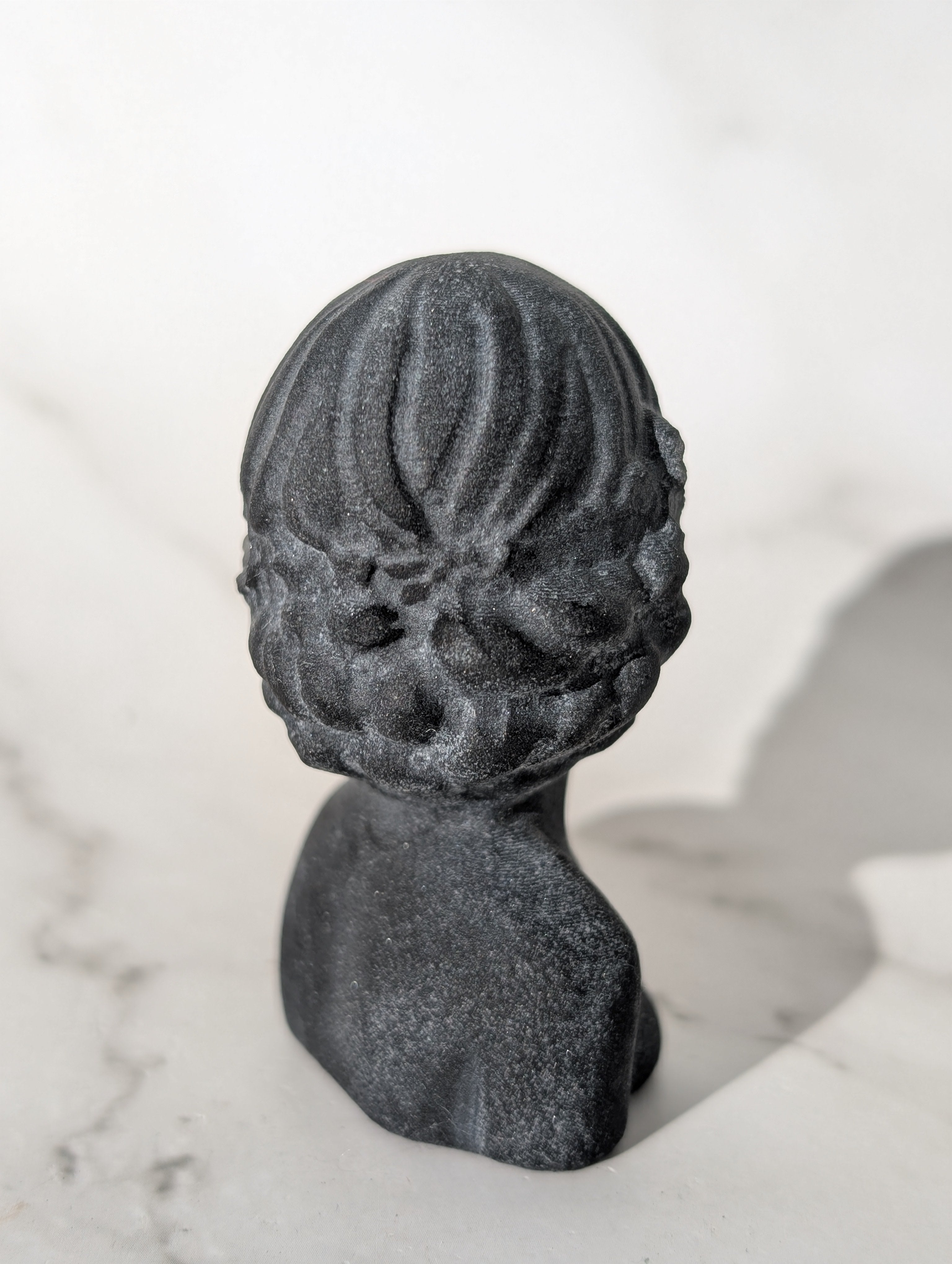 Black Obsidian Frau Mystery