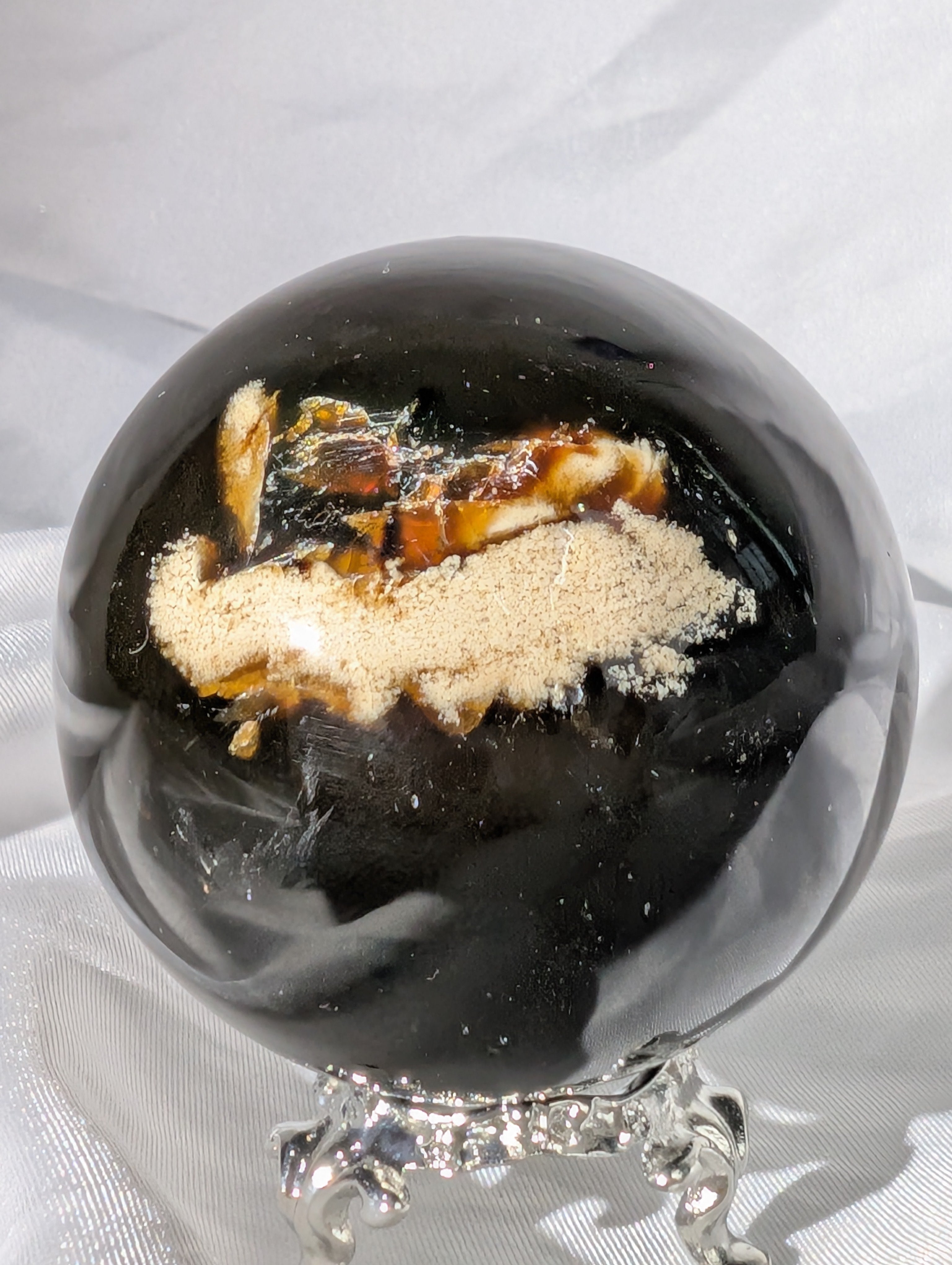 Bernstein Kugel aus Indonesien 4