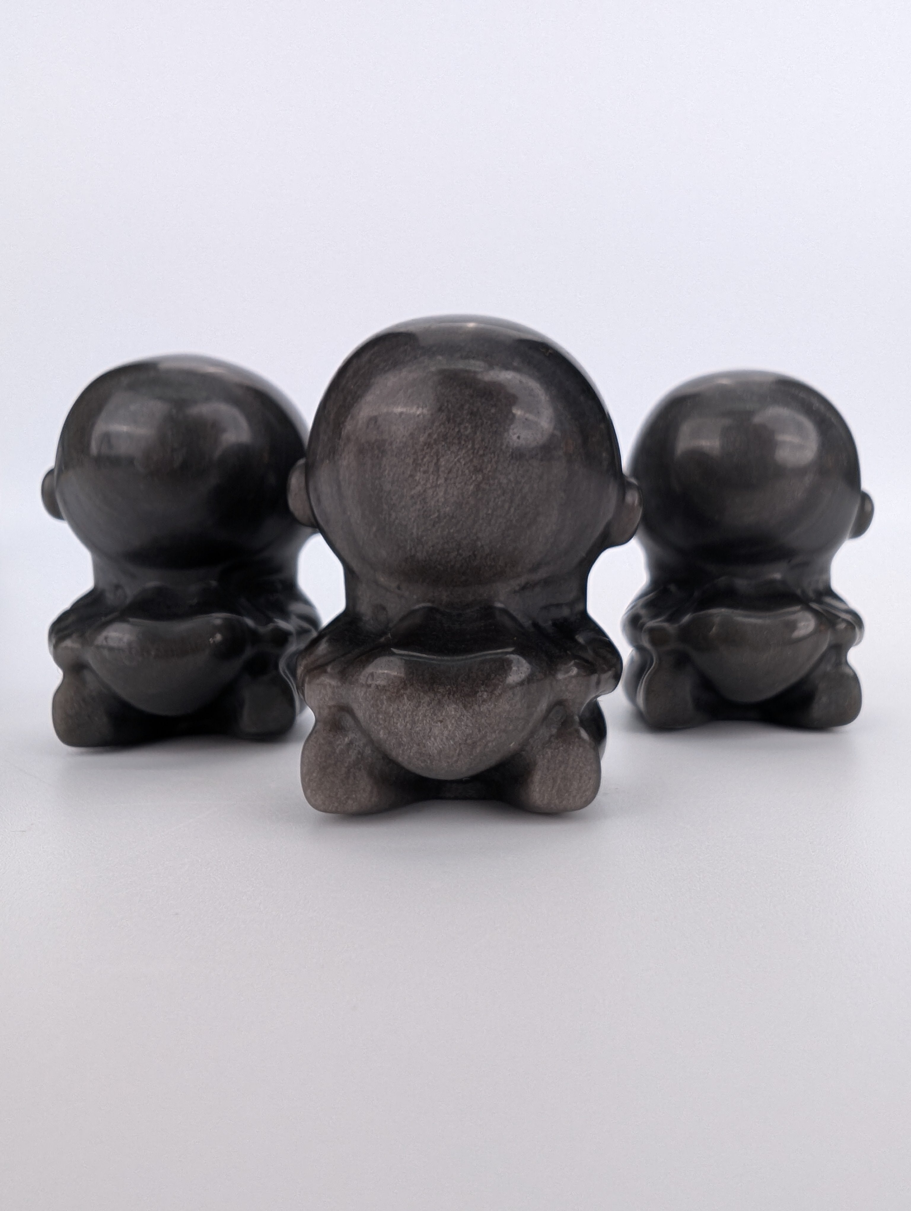 Silber Obsidian Astronaut Carving Mystery