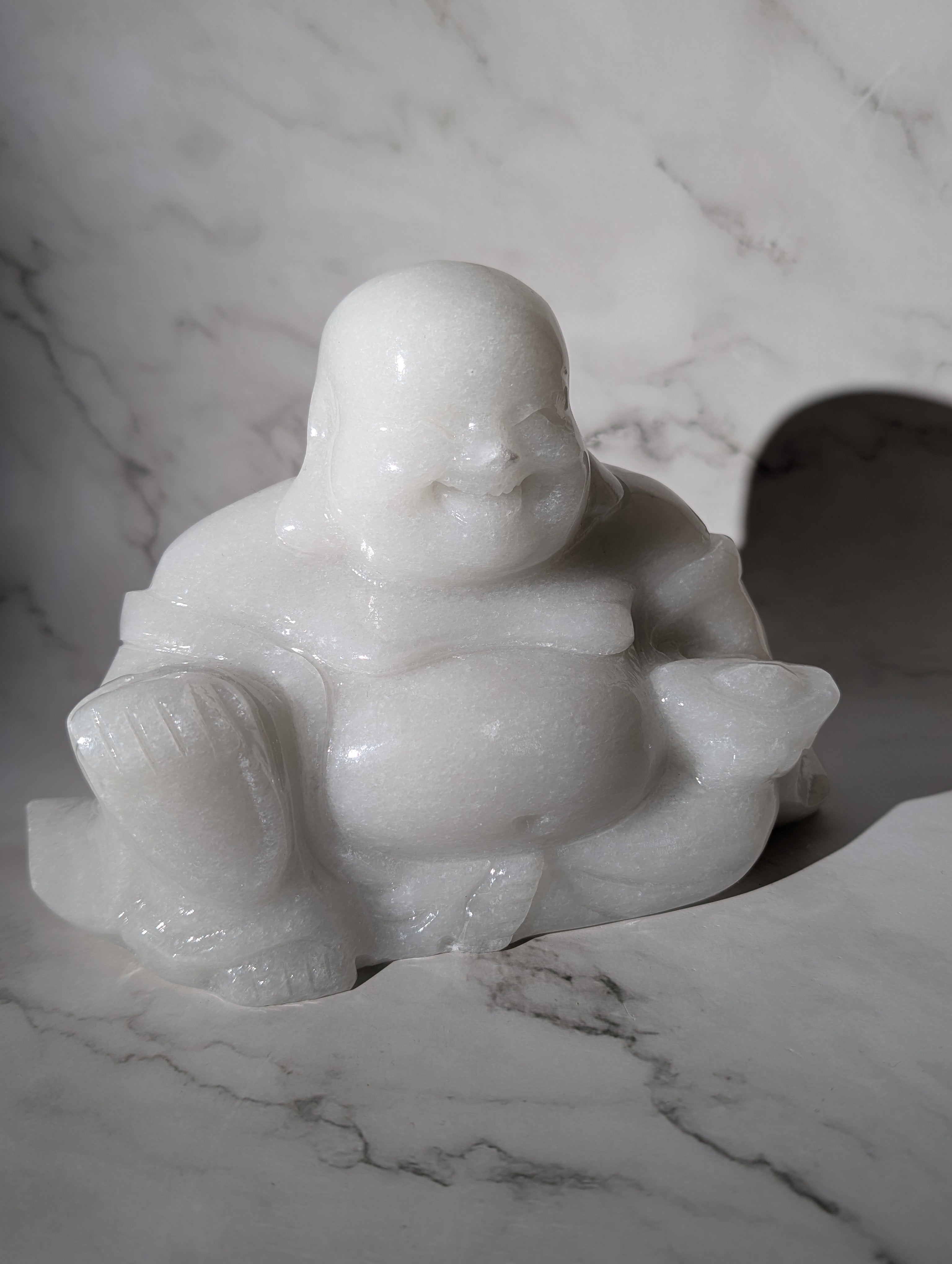 Weißer Marmor Buddha XXL