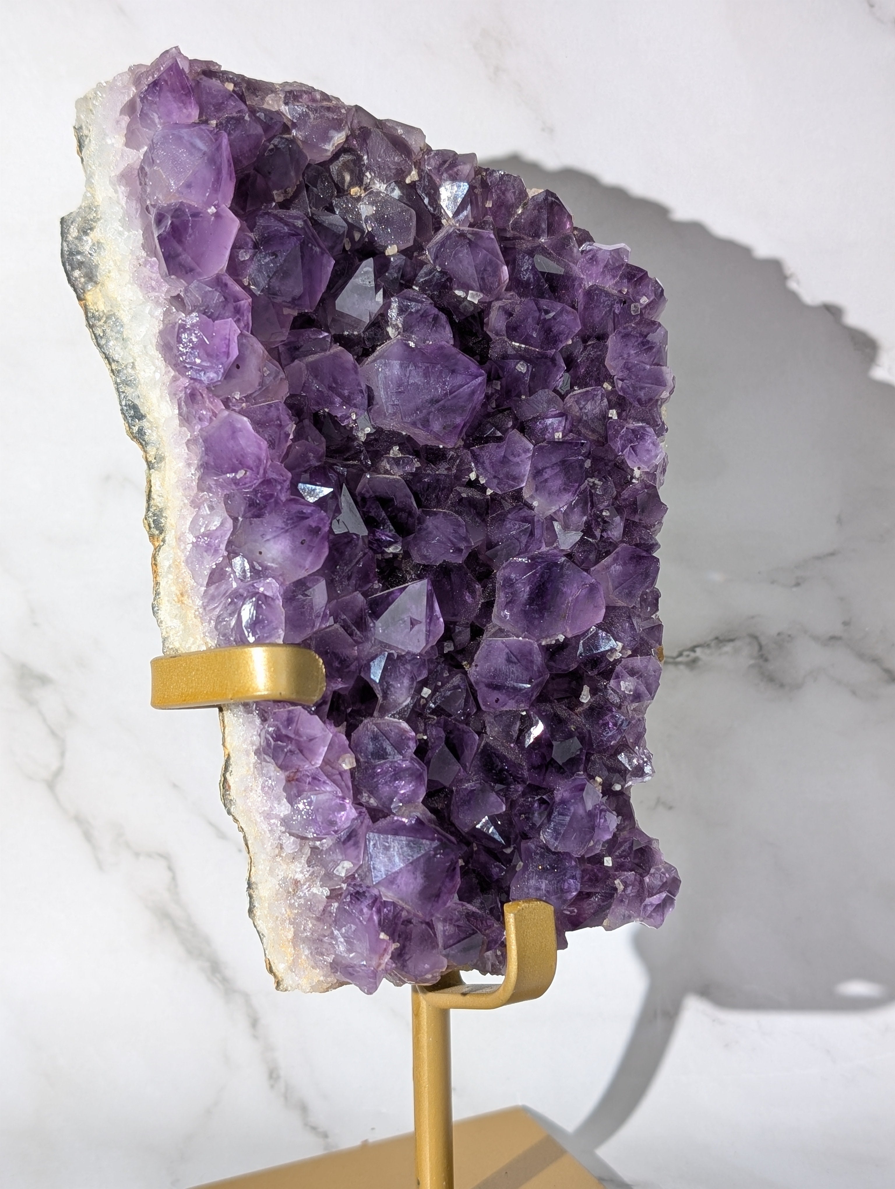 Amethyst Druse auf Stand 2 High Quality