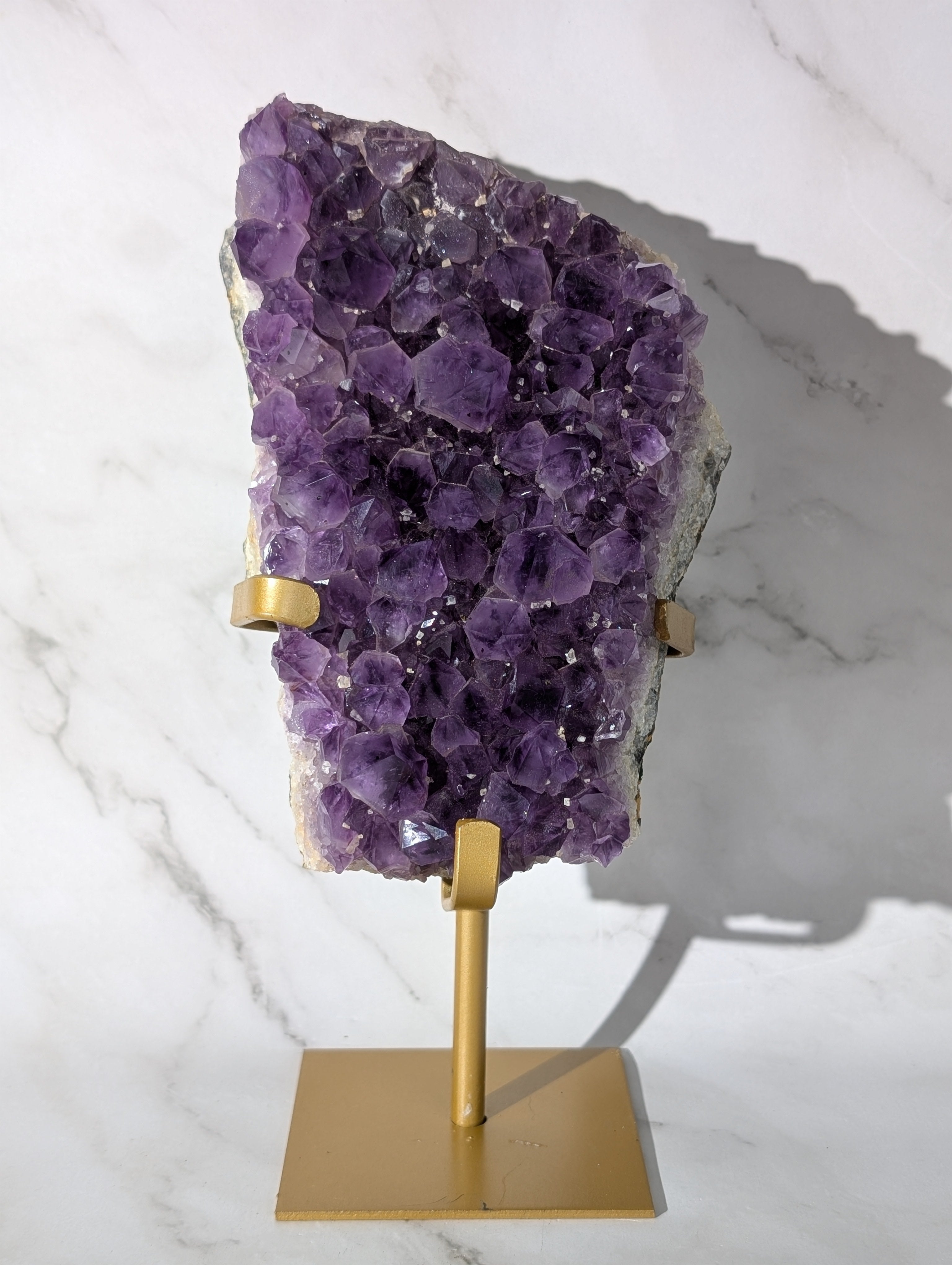 Amethyst Druse auf Stand 2 High Quality