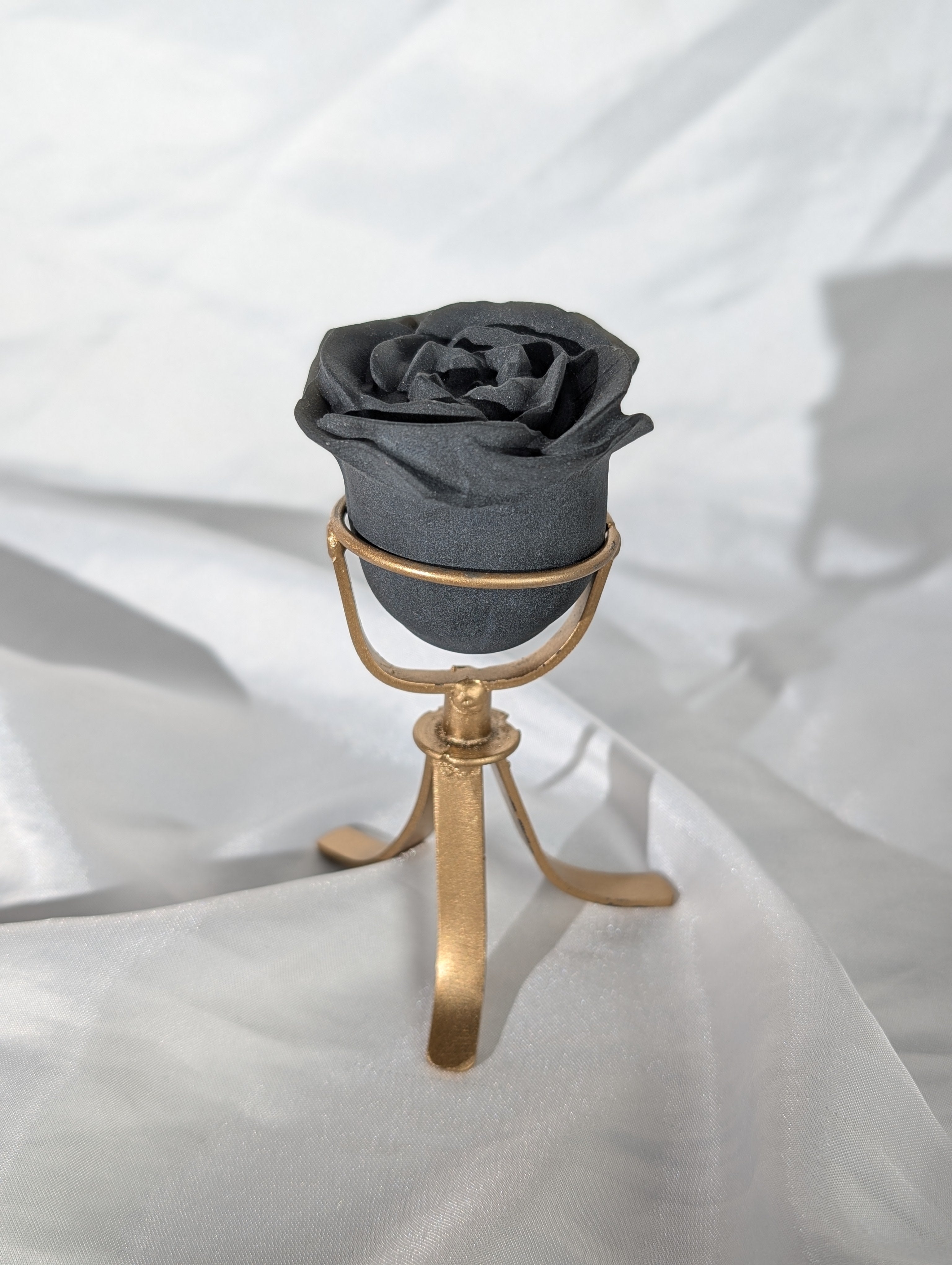 Obsidian Rose Matt auf Stand Mystery