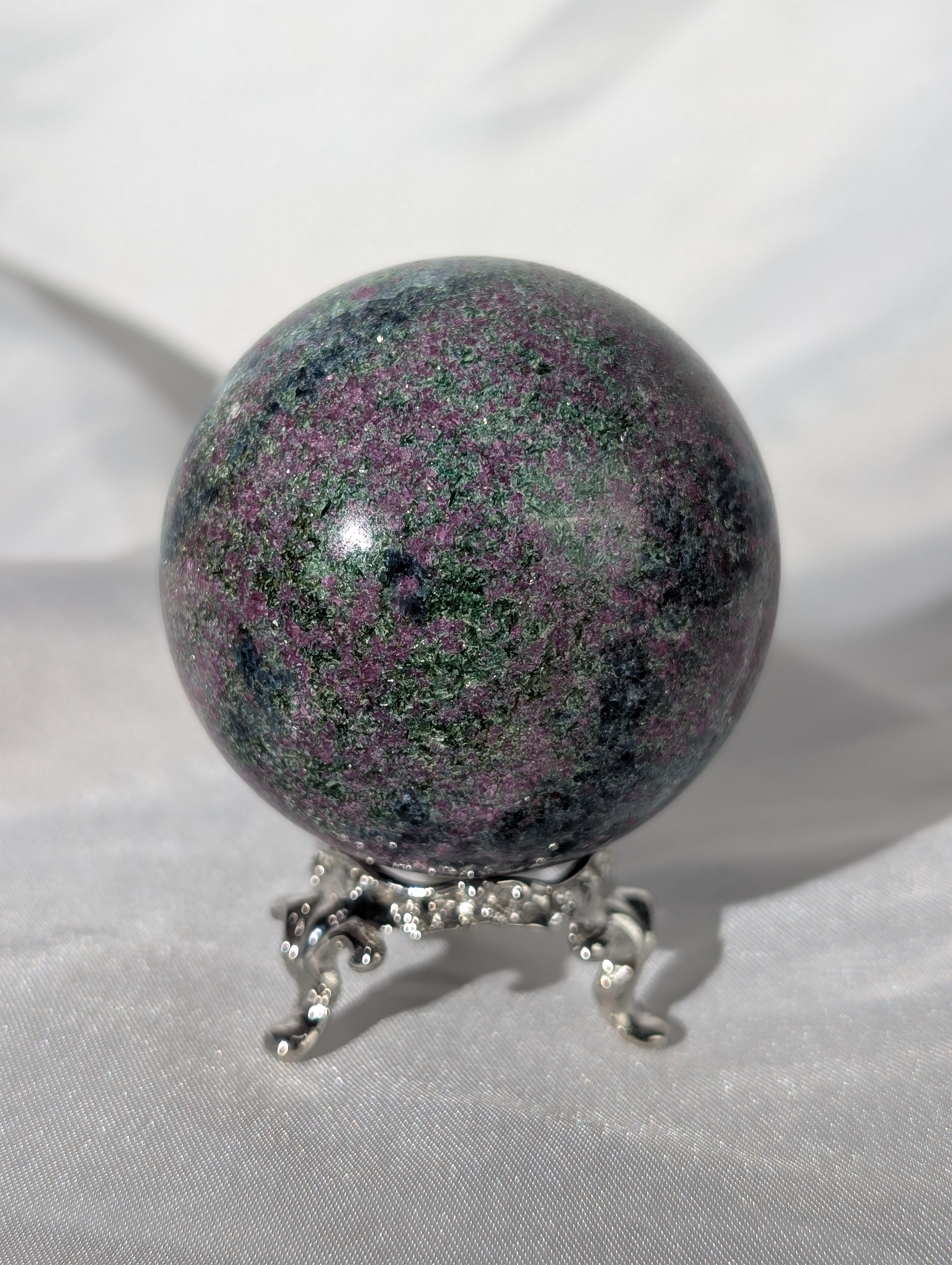 Fuchsit, Rubin, Muskovit (Mica) Kugel 7