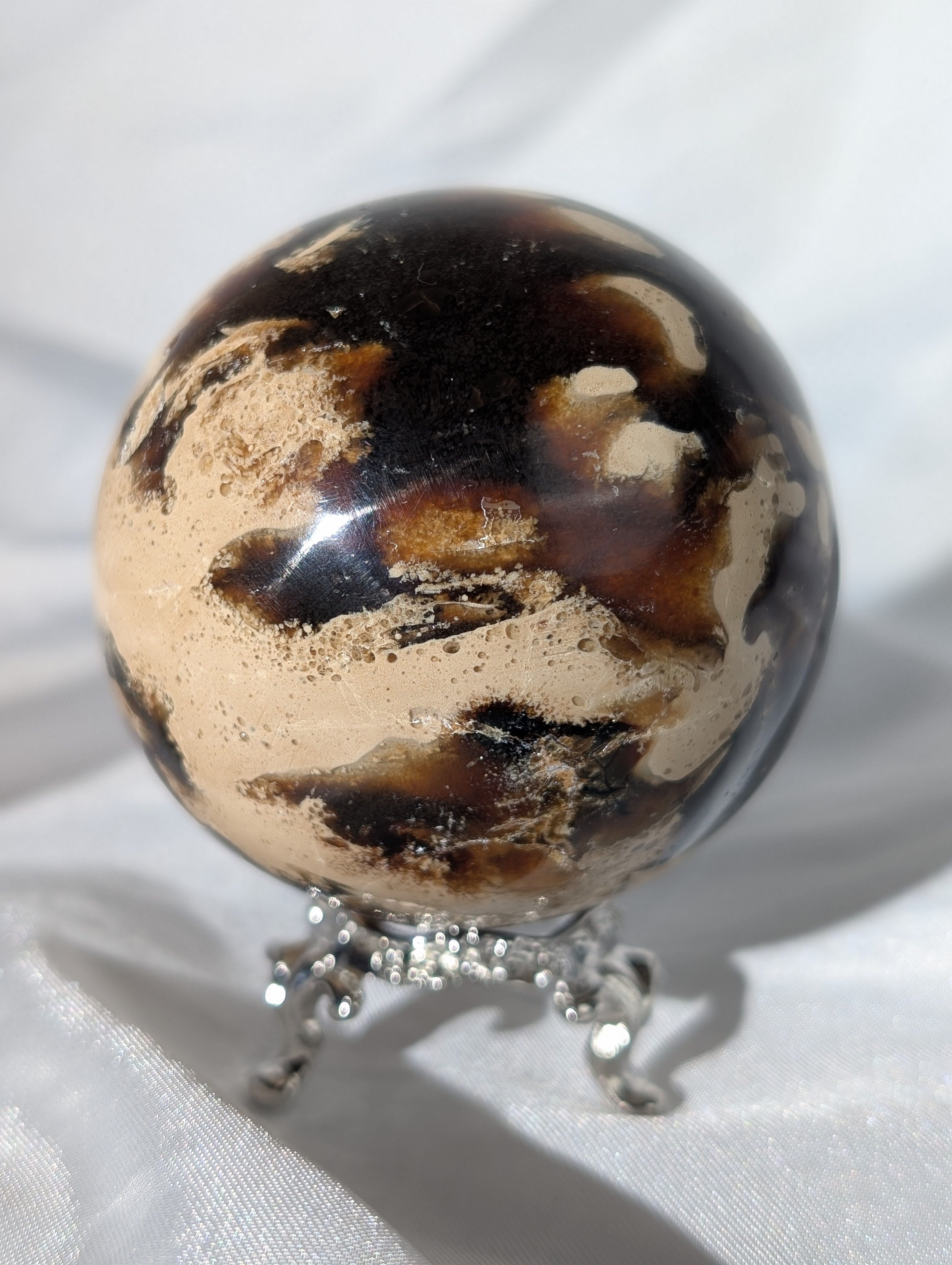 Bernstein Kugel aus Indonesien 2