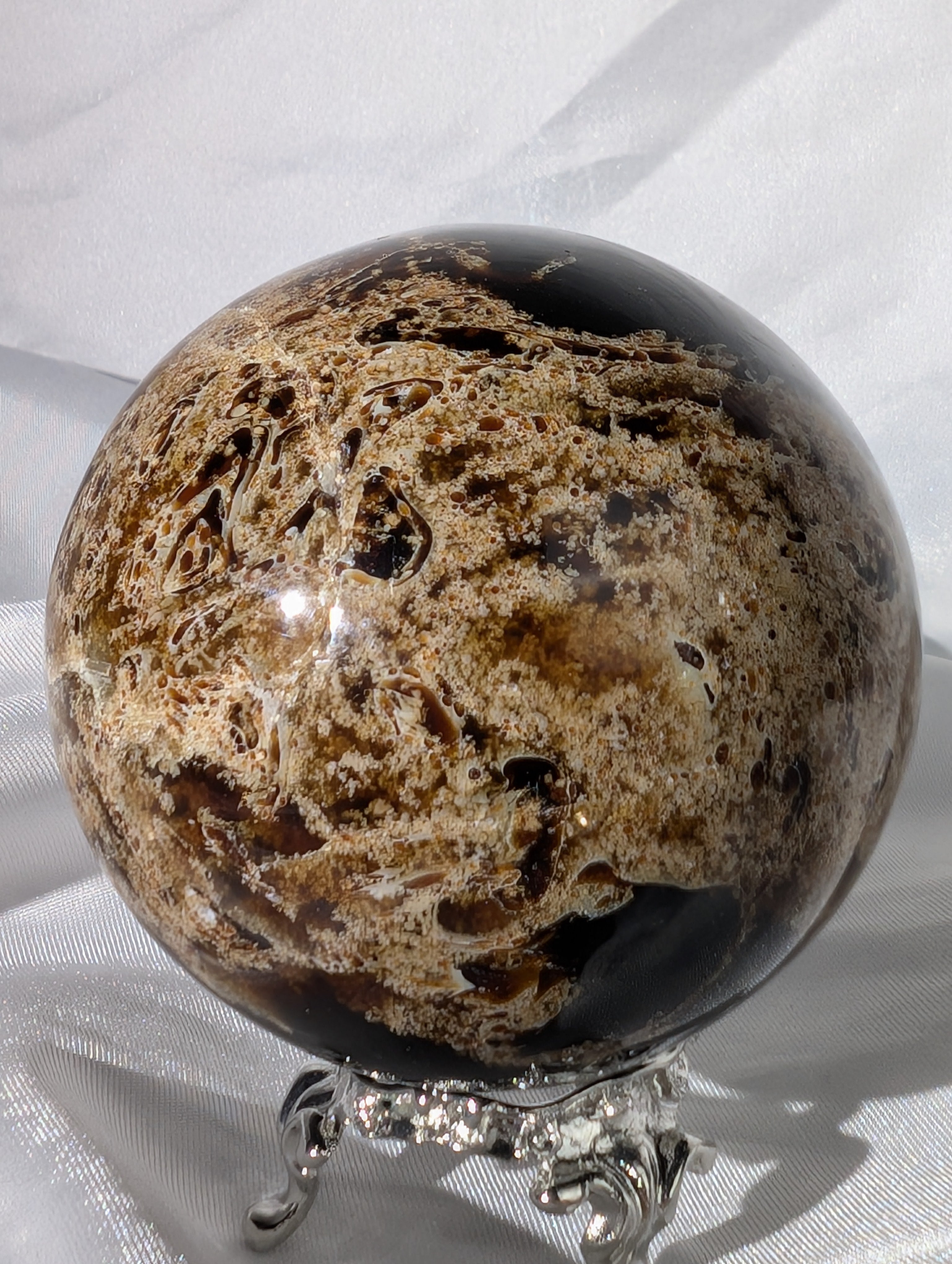 Bernstein Kugel aus Indonesien 1